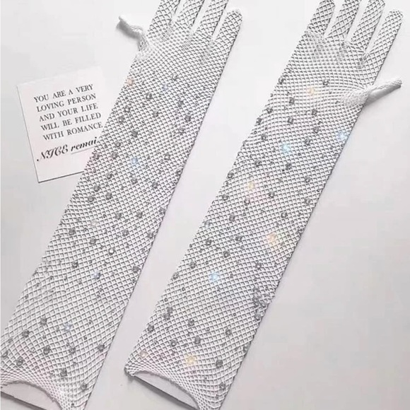 White rhinestones fishnet gloves nwt - Picture 3 of 6